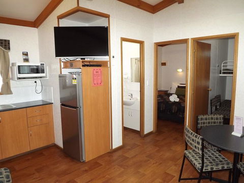 Ceduna Foreshore Caravan Park - Accommodation Gladstone 36
