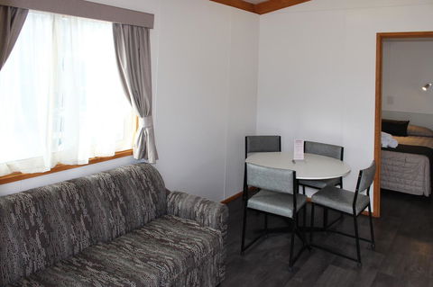 Ceduna Foreshore Caravan Park - Accommodation Gladstone 8