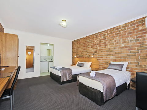 Motel Goolwa - Accommodation Gladstone 0
