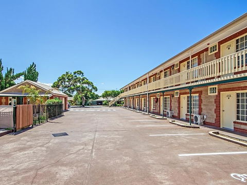 Motel Goolwa - Accommodation Gladstone 1