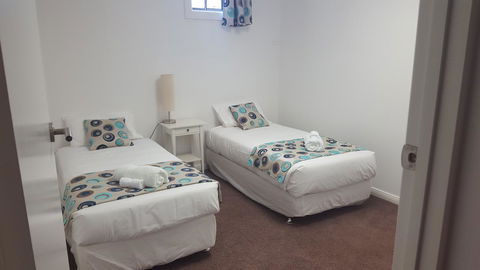 Aart Apartments - Accommodation Gladstone 14