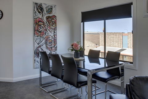 Aart Apartments - Accommodation Gladstone 20
