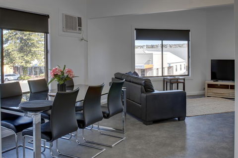 Aart Apartments - Accommodation Gladstone 23