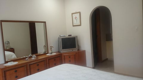 Gaerwood B&B - Accommodation Gladstone 6