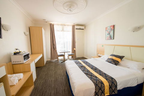 Jacksons Motor Inn - Accommodation Gladstone 30