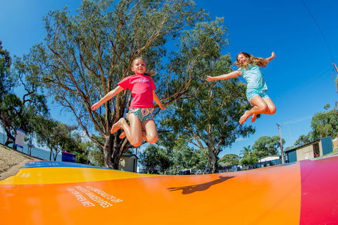 Discovery Parks - Lake Bonney - Accommodation Gladstone 35