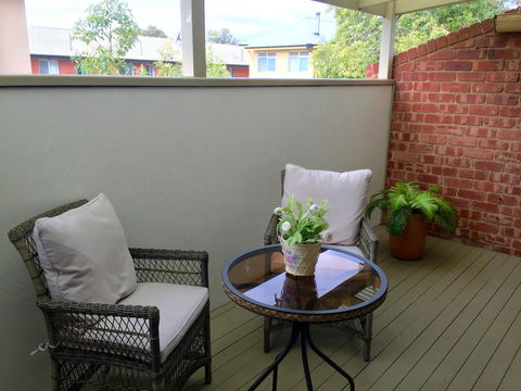 Superb Townhouse In North Adelaide - Accommodation Gladstone 16