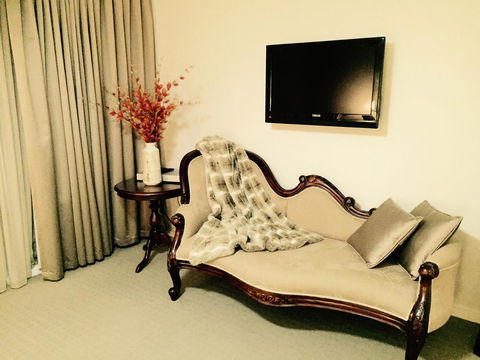 Superb Townhouse In North Adelaide - Accommodation Gladstone 15
