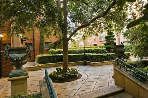 Majestic Old Lion Apartments - Accommodation Gladstone 20
