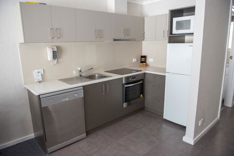 Arkana Motor Inn & Terrace Apartments - Accommodation Gladstone 3