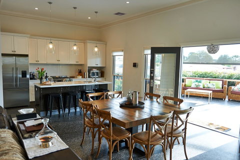 Barossa Bed & Breakfast - Accommodation Gladstone 7