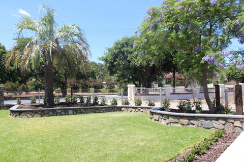 Barossa Bed & Breakfast - Accommodation Gladstone 13