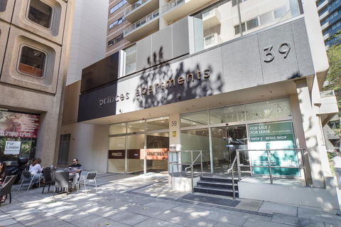 York Apartments On Grenfell - Accommodation Gladstone 7