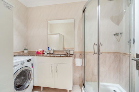 York Apartments On Grenfell - Accommodation Gladstone 15