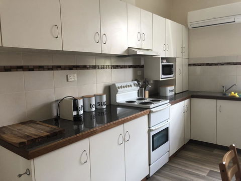 Olive\'s Cottage - Accommodation Gladstone 3