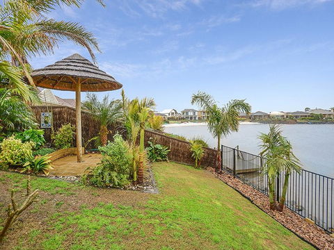 Lakeside - Encounter Bay - Accommodation Gladstone 21