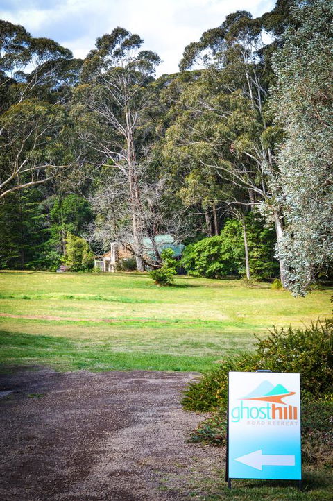 Ghost Hill Road Retreat - Accommodation Gladstone 10