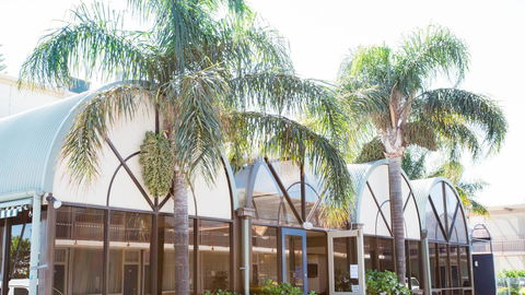 Bay Motel Hotel - Accommodation Gladstone 0
