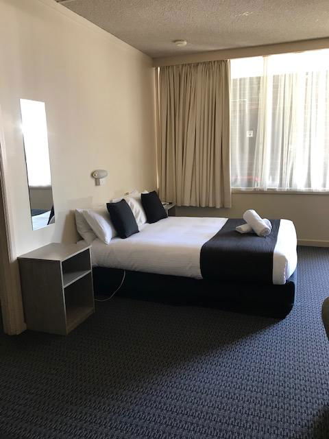 Bay Motel Hotel - Accommodation Gladstone 5