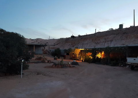 Underground Gem - Accommodation Gladstone 27