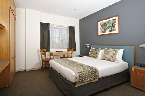 BreakFree Directors Studios - Accommodation Gladstone 3