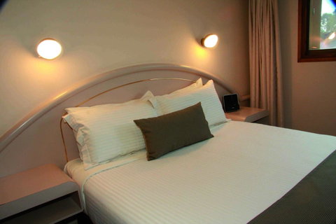Comfort Hotel Adelaide Meridien - Accommodation Gladstone 4