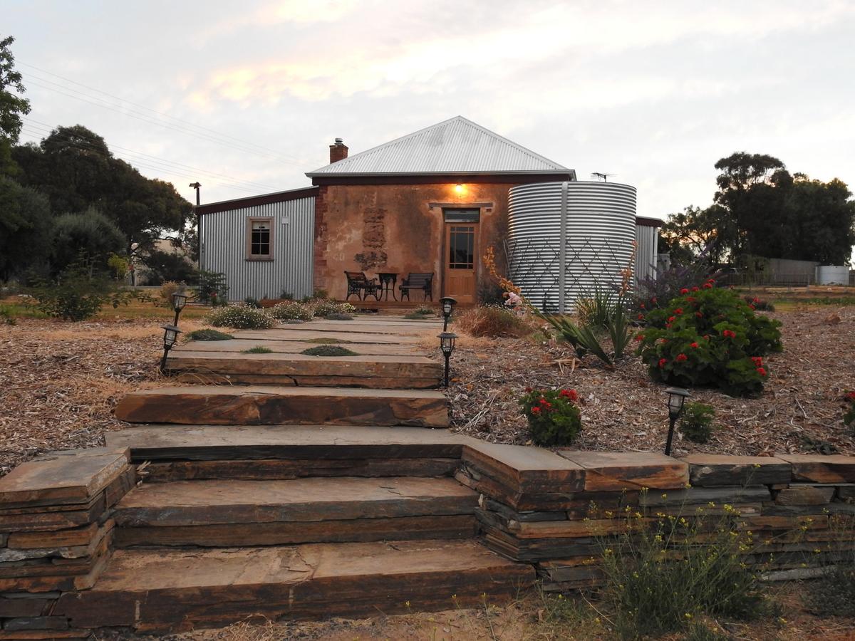 Tatachilla SA Accommodation Gladstone