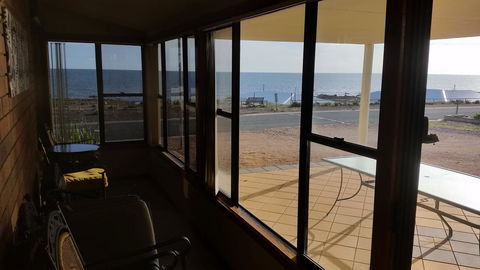 Wallaroo Sunset Home - Accommodation Gladstone 29