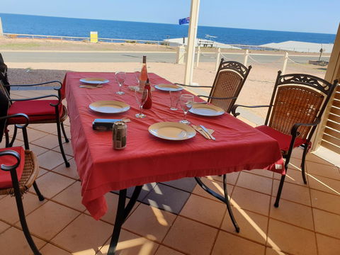 Wallaroo Sunset Home - Accommodation Gladstone 5