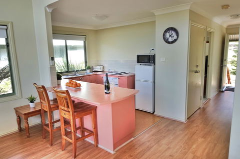 SkyView Villa - Accommodation Gladstone 22