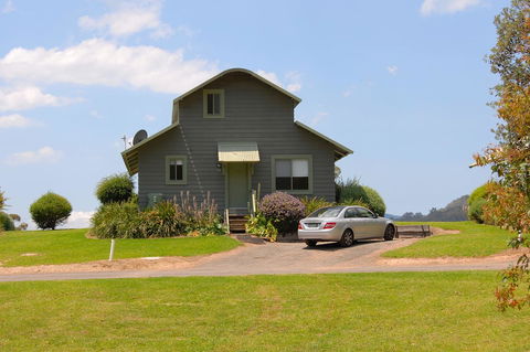 SkyView Villa - Accommodation Gladstone 32