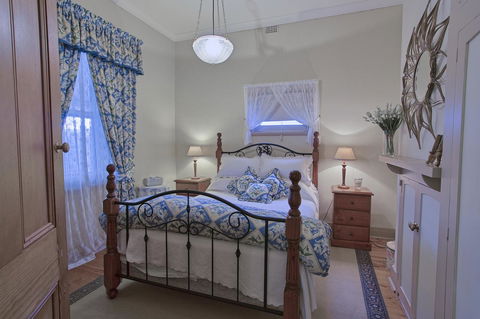 Tanunda Cottages - Accommodation Gladstone 19