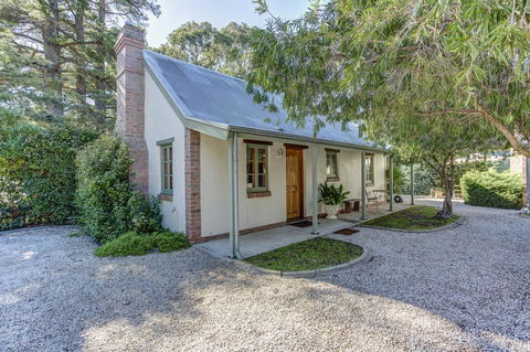 Tanunda Cottages - Accommodation Gladstone 2