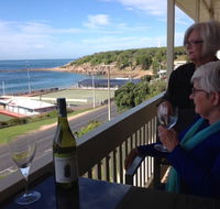 The Dolphins Beachfront Apartments - Accommodation Gladstone