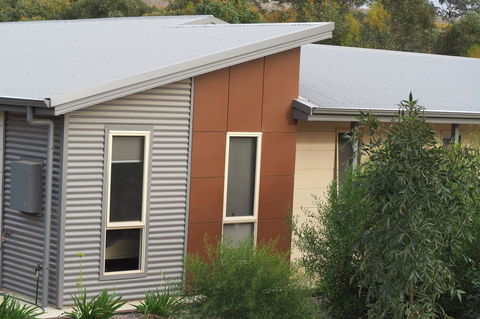 32 West B&B - Accommodation Gladstone 10