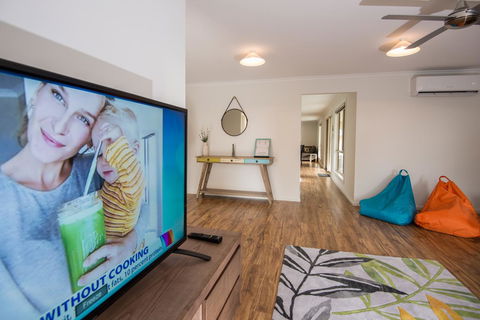 32 West B&B - Accommodation Gladstone 13