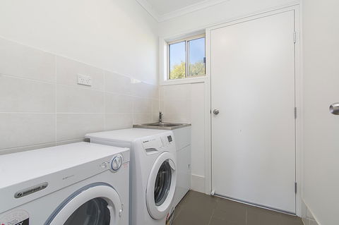 32 West B&B - Accommodation Gladstone 23