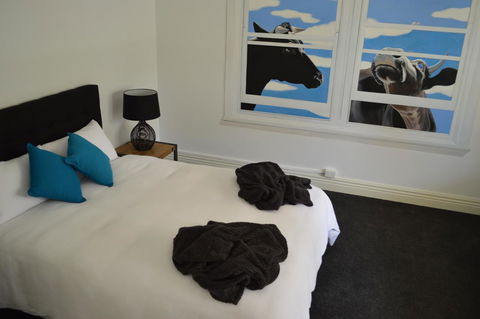 Two Cow Cottage Bed & Breakfast - Accommodation Gladstone 23