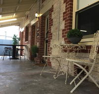 Two Cow Cottage Bed  Breakfast - Accommodation Gladstone