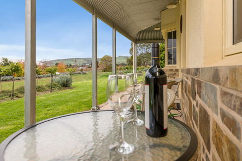 Barossa Vineyard Cottages - Accommodation Gladstone 23