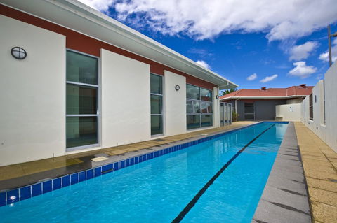 Pacific Blue 278-265 Sandy Pt Rd- Dual Key Access, Wifi, Linen And Air Conditioning - Accommodation Gladstone 16