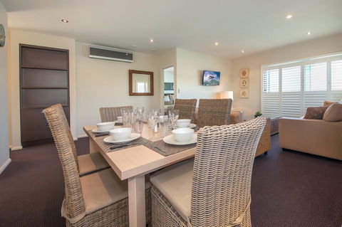 Pacific Blue 278-265 Sandy Pt Rd- Dual Key Access, Wifi, Linen And Air Conditioning - Accommodation Gladstone 7