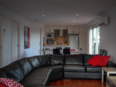 Home On Torrens - Accommodation Gladstone 28