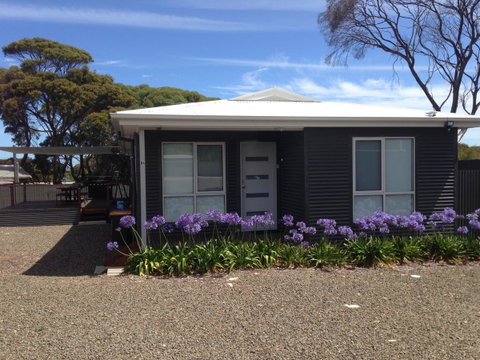 Home On Torrens - Accommodation Gladstone 8
