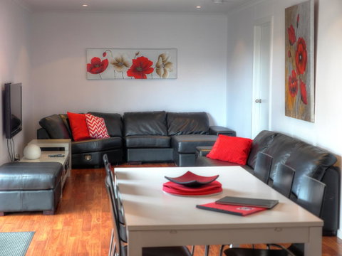Home On Torrens - Accommodation Gladstone 24