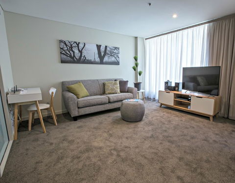 Adelaide DressCircle Apartments - North Terrace - Accommodation Gladstone 23