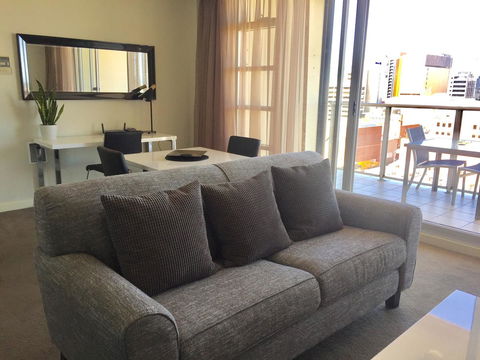 Adelaide DressCircle Apartments - North Terrace - Accommodation Gladstone 16