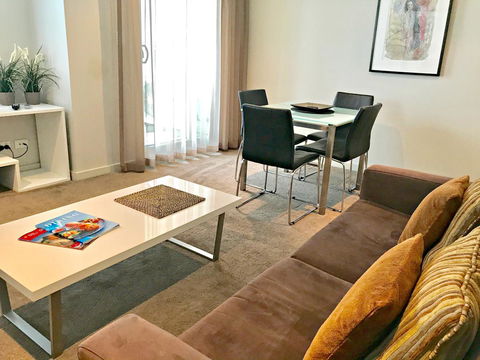 Adelaide DressCircle Apartments - North Terrace - Accommodation Gladstone 19