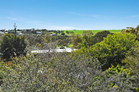 Port Of Call - Port Willunga - C21 SouthCoast Holidays - Accommodation Gladstone 6