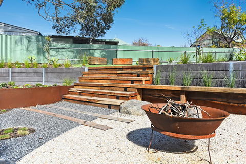 Port Of Call - Port Willunga - C21 SouthCoast Holidays - Accommodation Gladstone 2